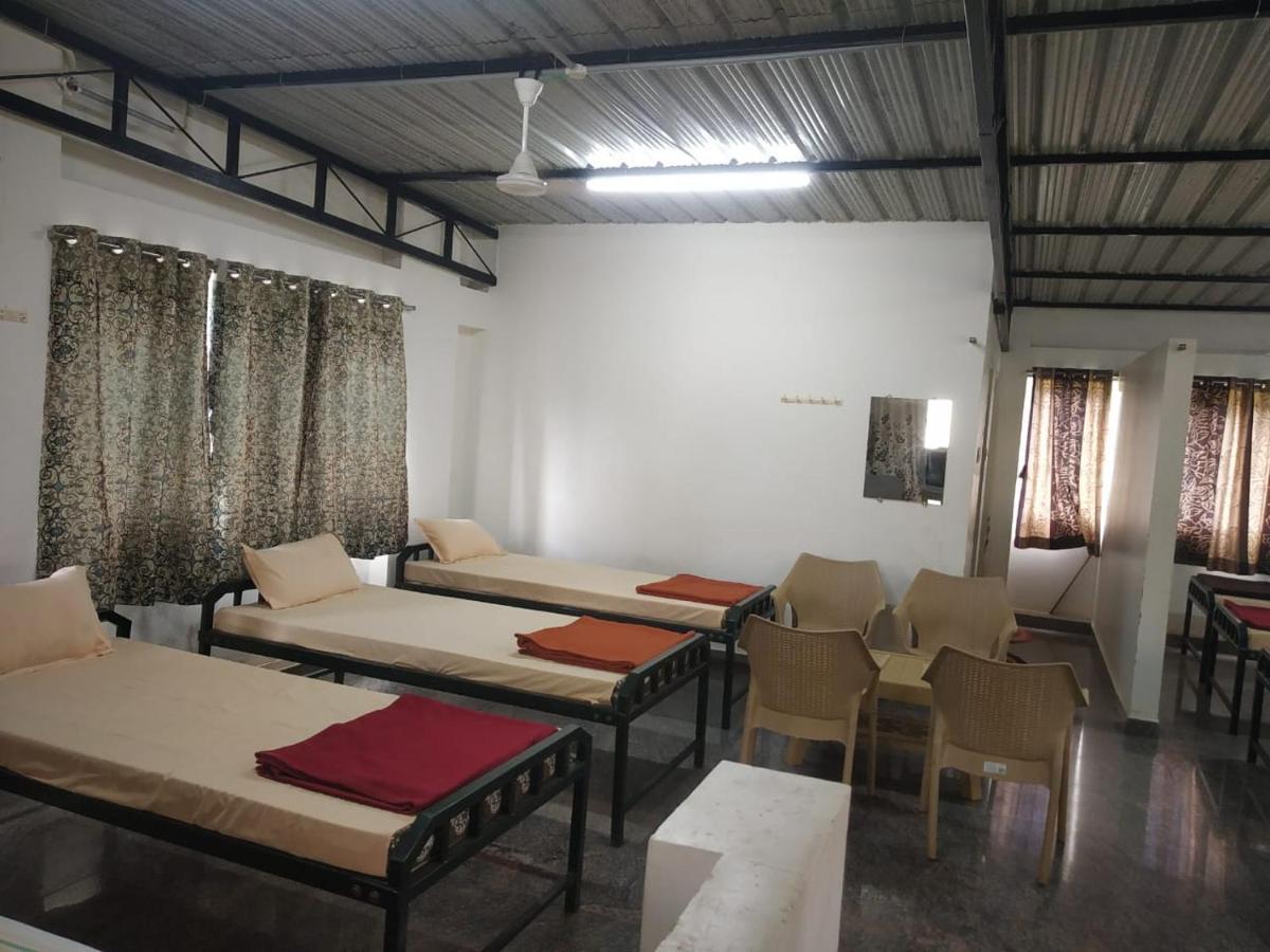 Thirumala Inn Yelagiri Luaran gambar