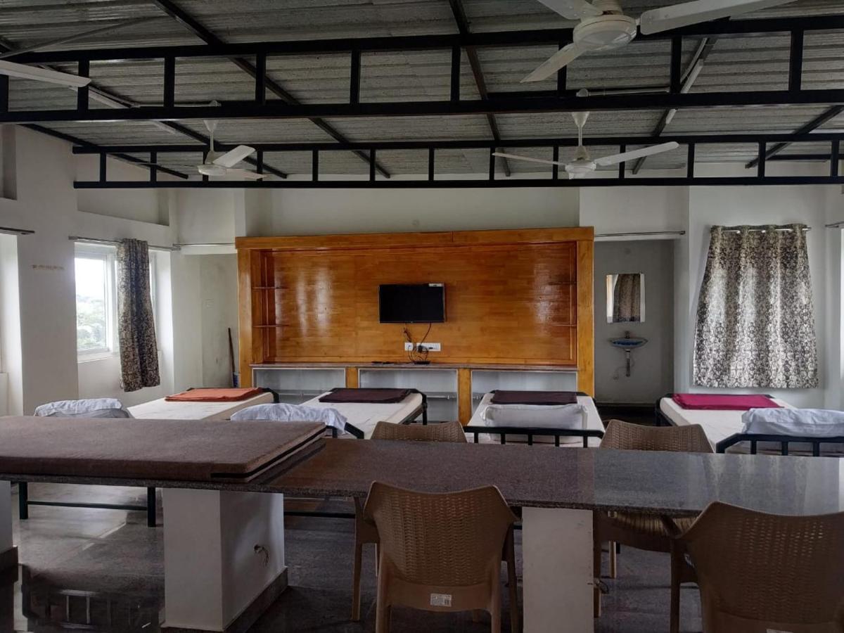 Thirumala Inn Yelagiri Luaran gambar